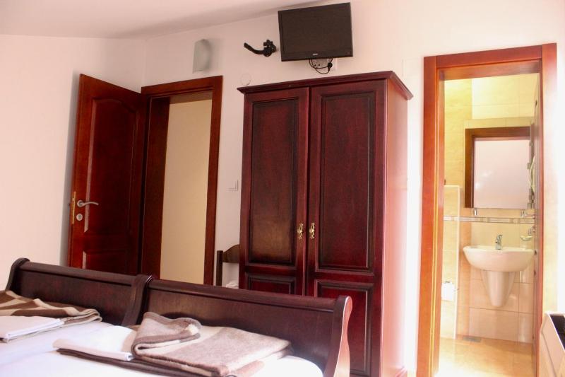 Nir Apartments Budva - image 15
