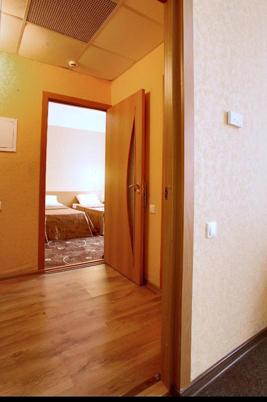 Quadruple Room with Shower image 1