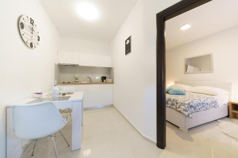 Standard Apartment image 4
