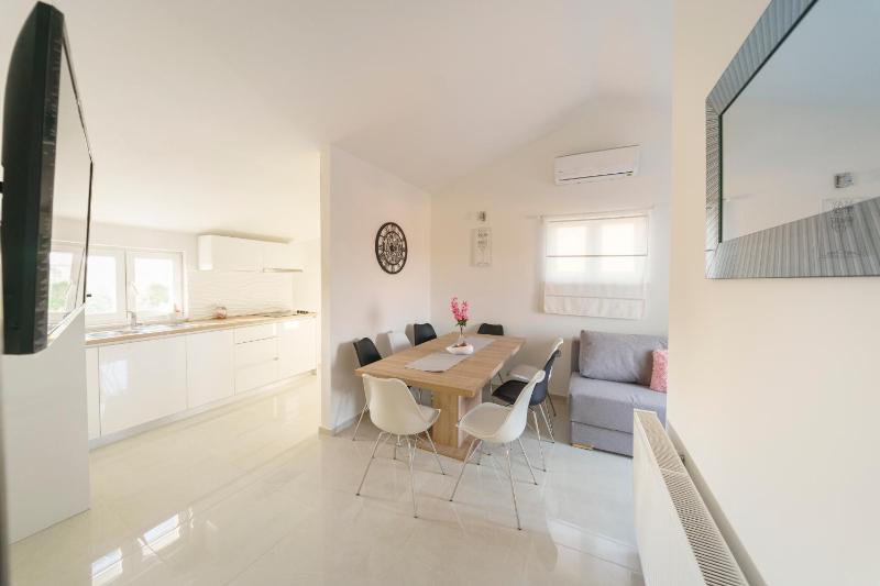 Deluxe Apartment image 3