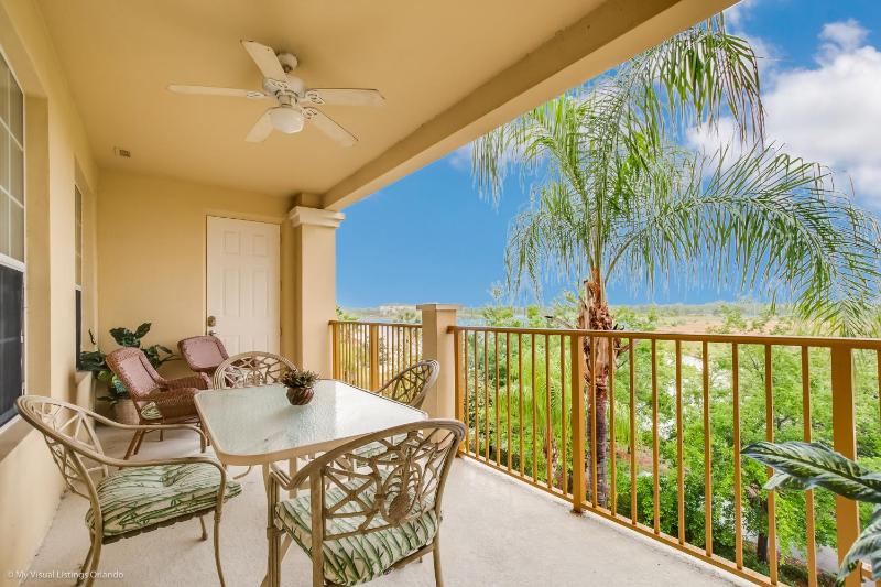 Three-Bedroom Apartment image 1
