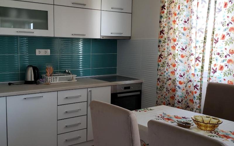 Apartmani Suncokreti - Sunflower Apartments - image 1