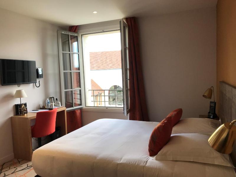 Triple Room image 1