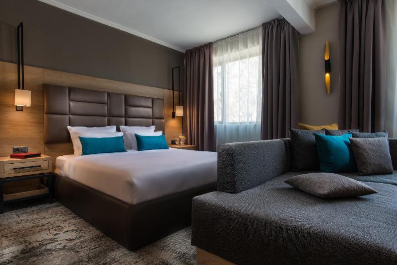 THE STAY Boutique Hotel Central Square by Aston - image 30