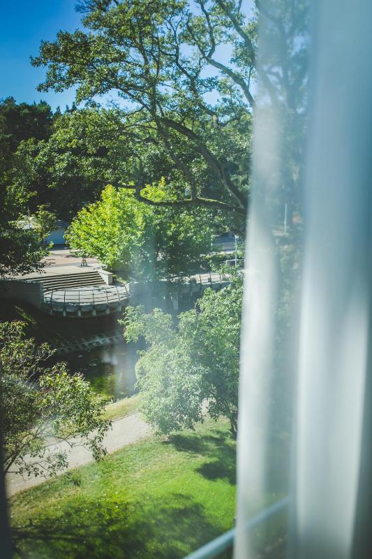 Mini Deluxe Room With a View image 4