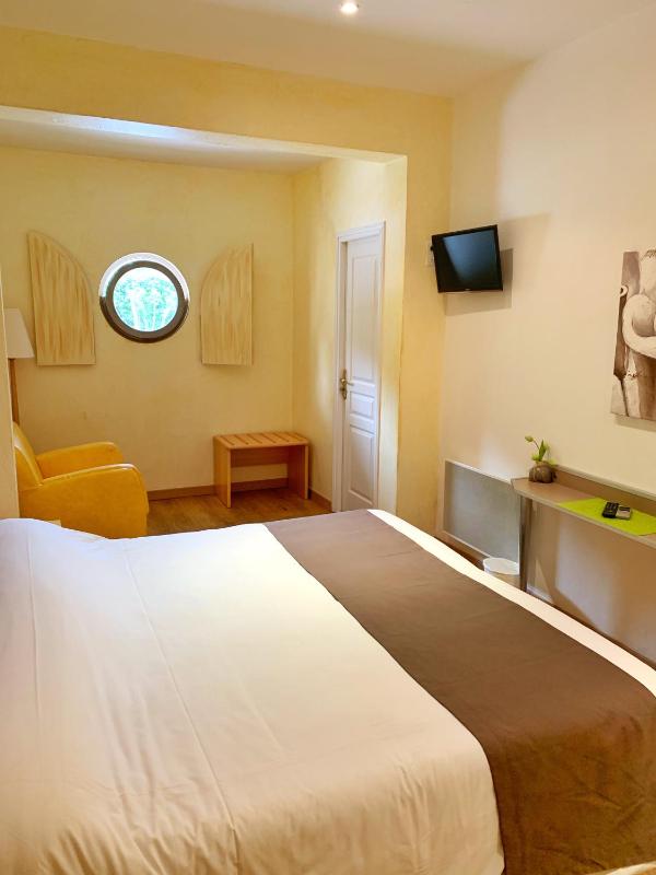 Hôtel Beau Soleil - image 21