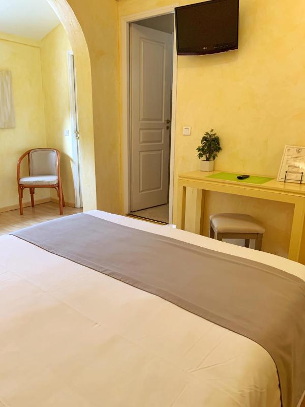 Hôtel Beau Soleil - image 47