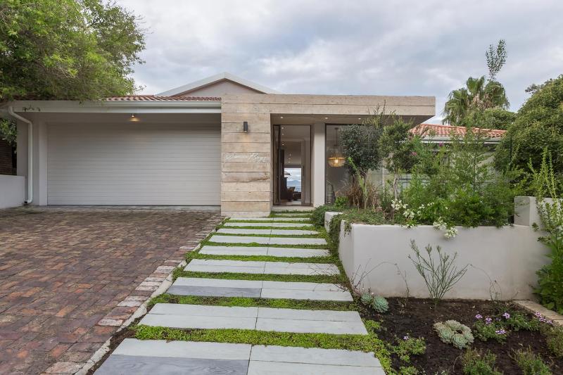 Sunrise Bay Self Catering - image 3