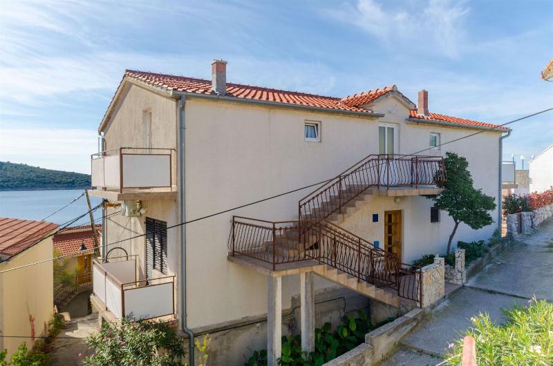 Apartments Zivana - image 1