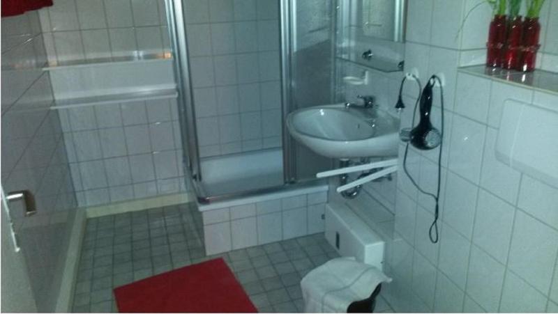 Apartment with Balcony (2 Adults) image 3