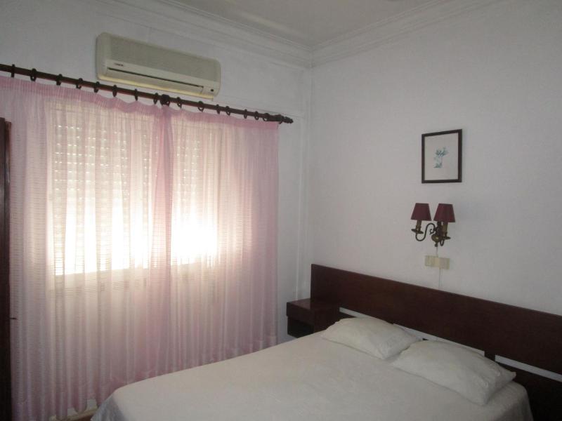 Single Room image 1