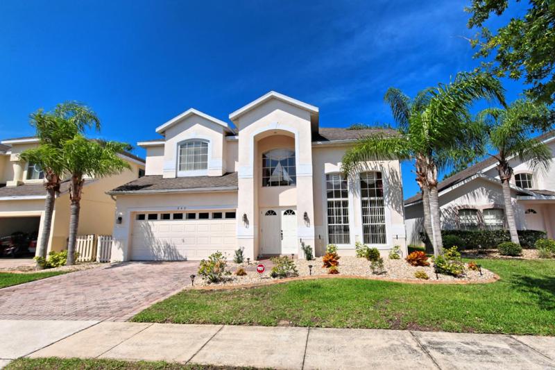 Five-Bedroom Villa image 1