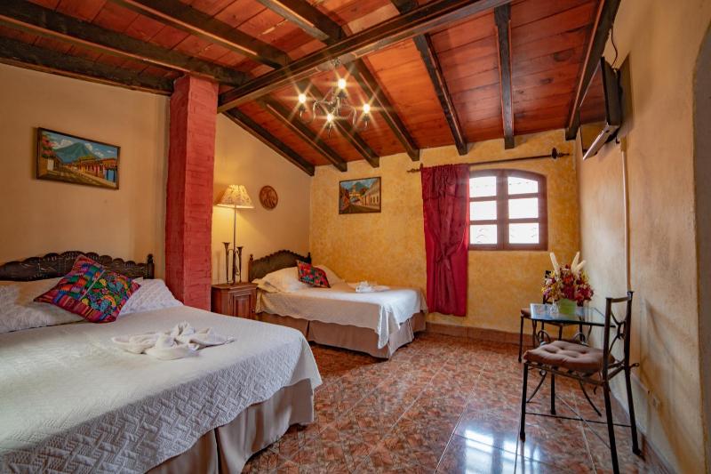 Hotel Gran Plaza Euromaya - image 2