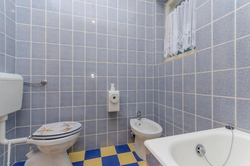 Four-Bedroom Holiday Home image 2