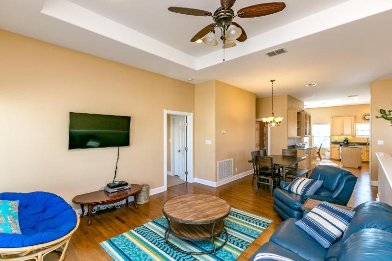 Three-Bedroom House image 2