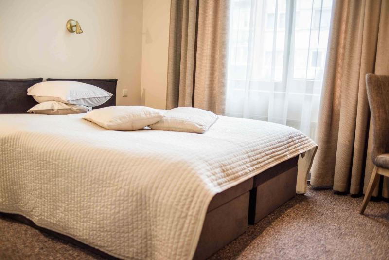 Double Room image 4