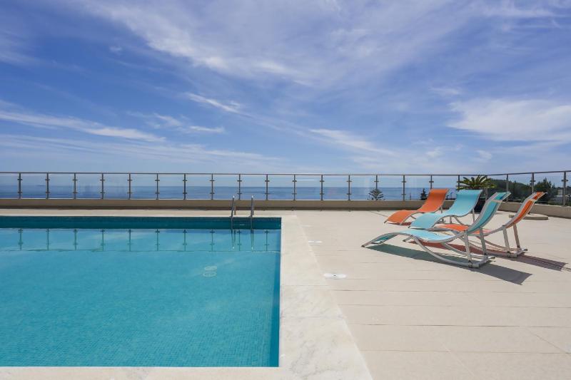 Sesimbra Prime Apartment by be@home - image 7