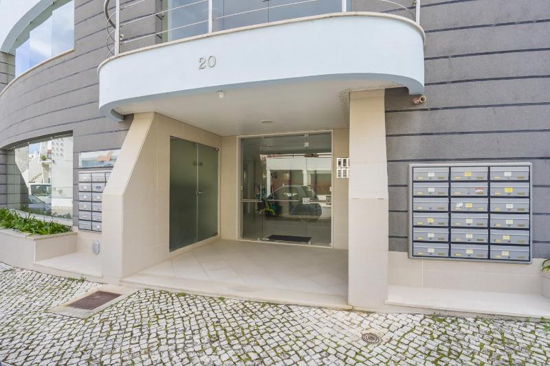 Sesimbra Prime Apartment by be@home - image 16