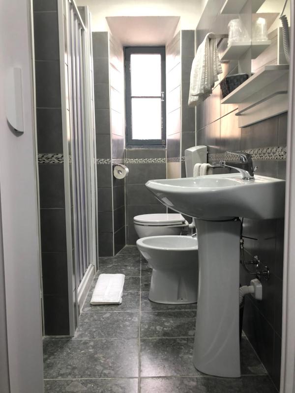 Double or Twin Room image 2