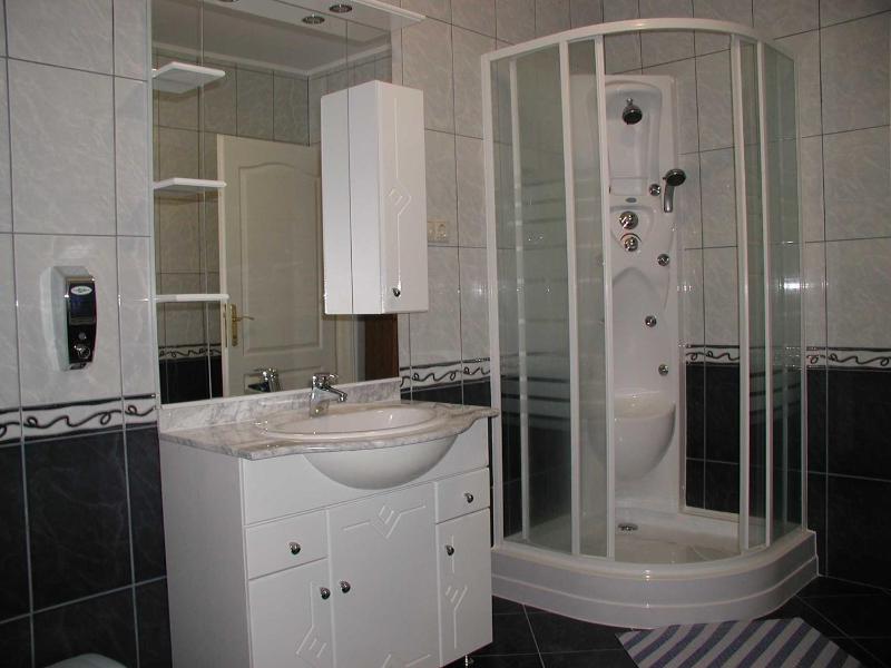 Two-Bedroom Suite image 3