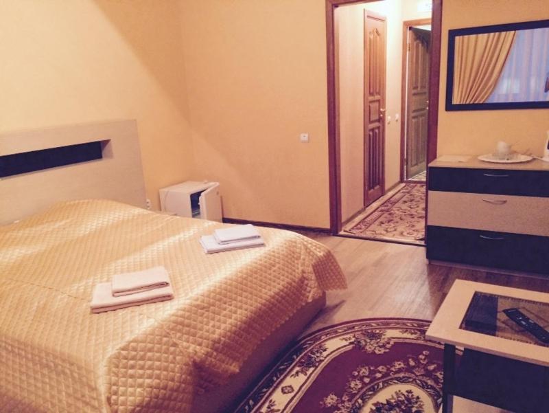 Superior Double or Twin Room image 3