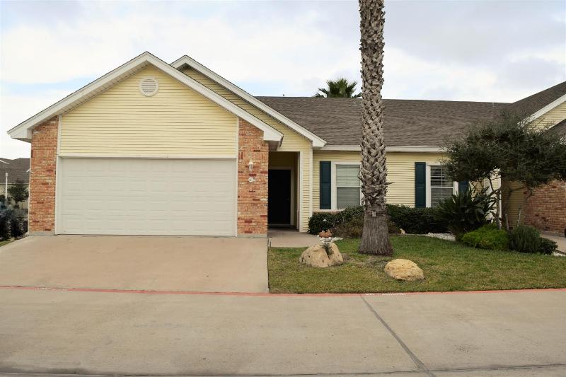 Two-Bedroom House image 3