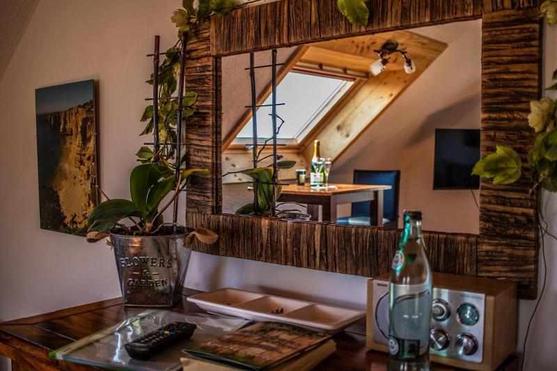 Suite with Lake View image 3