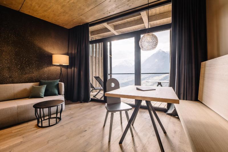 Penthouse Apartment image 3
