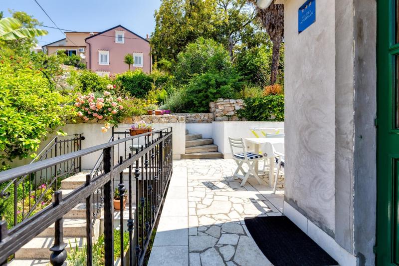 Apartments Nautica Mali Lošinj - image 12