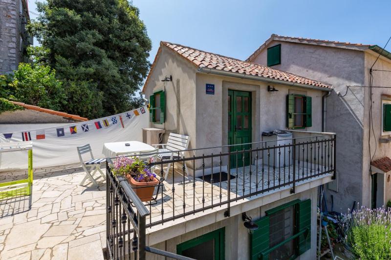 Apartments Nautica Mali Lošinj - image 17