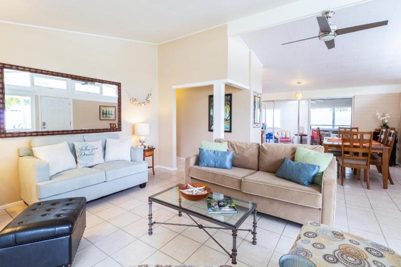 Three-Bedroom House image 2