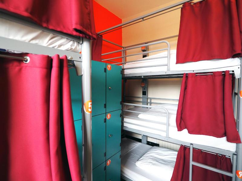 Bed in 9-Bed Mixed Dormitory Room with External Shared Bathroom image 3