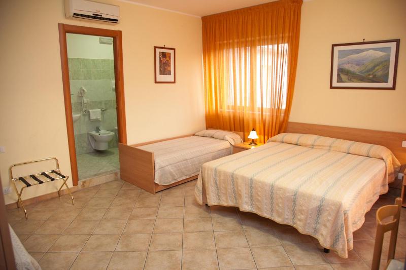 Caffè Nuovo 2 Holiday Rooms - image 15