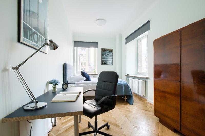 Two-Bedroom Apartment - 53 Marszałkowska Street image 1
