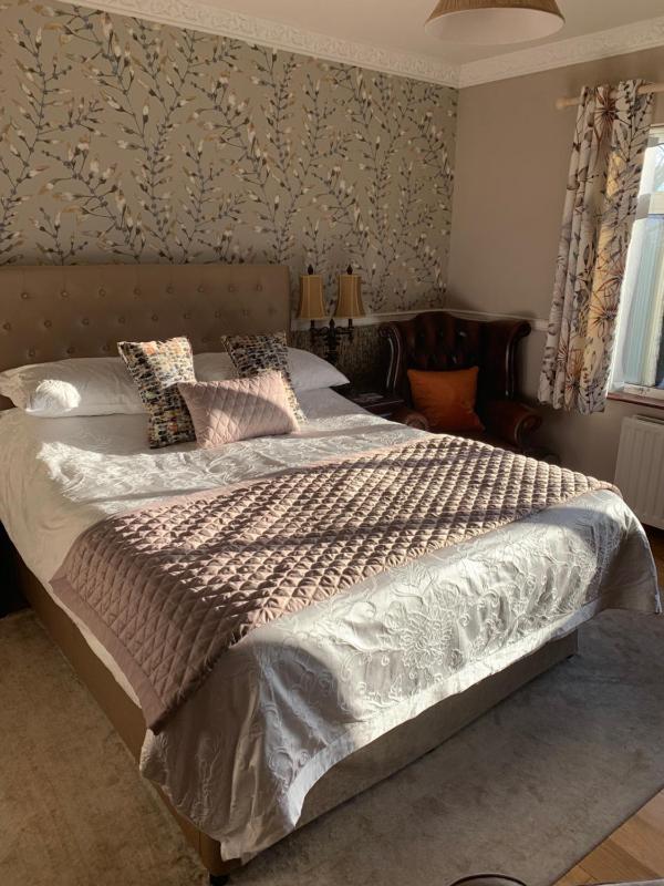 Double Room image 4