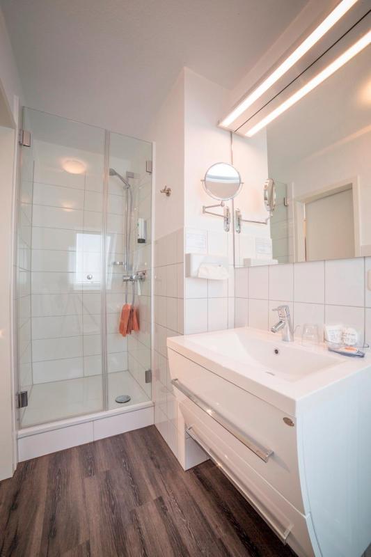 Single Room image 2