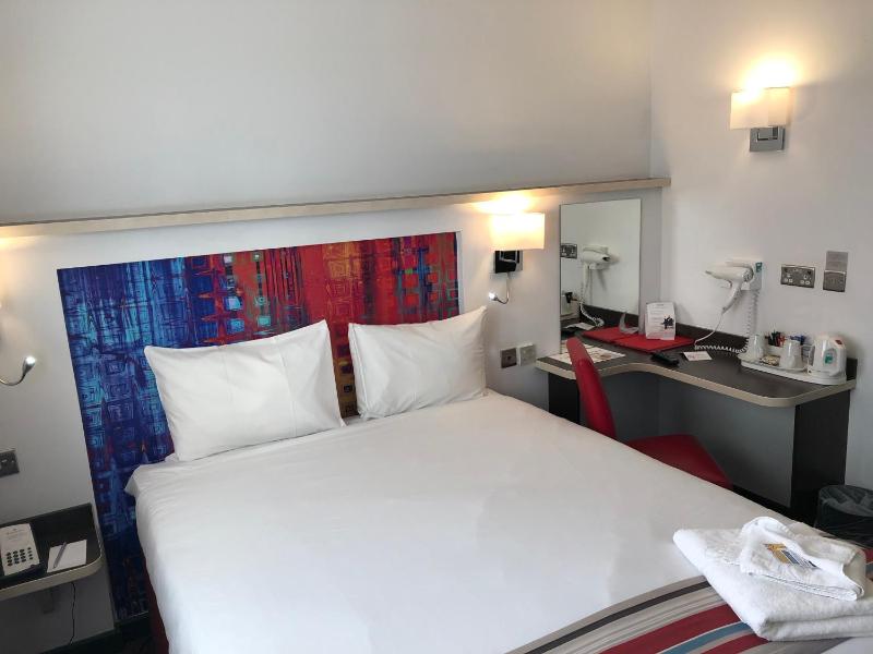 Double Room - Disability Access image 1