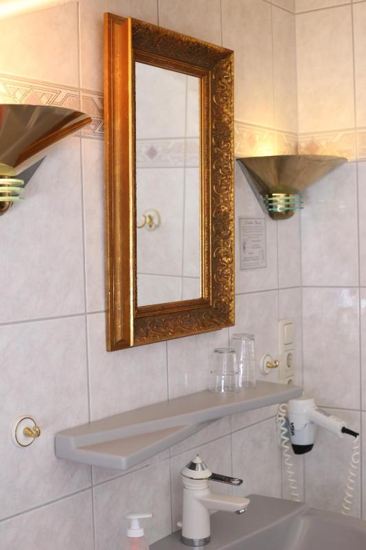 Country Style Single Room image 4