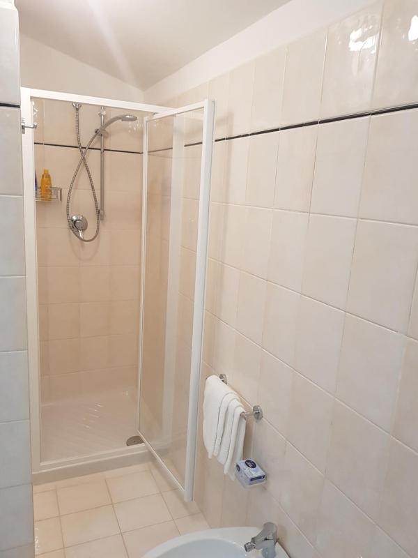 Superior Apartment image 3