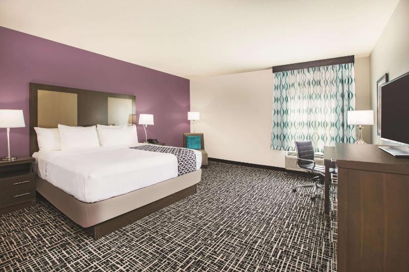 King Room image 1