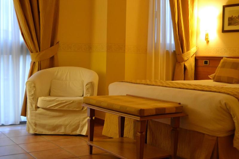 Royal Double Room image 2