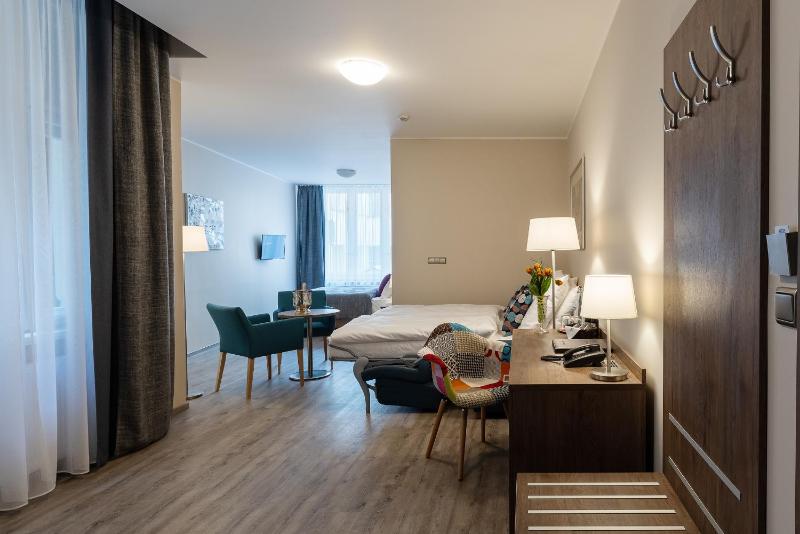 Deluxe Junior Suite image 3