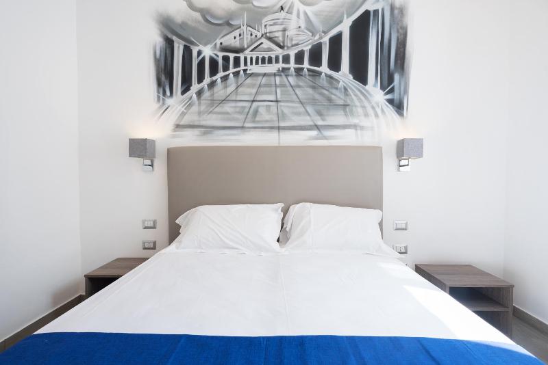 Triple Room image 2