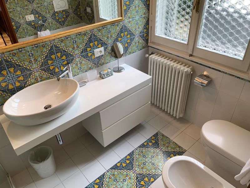  Double Room with Four Poster Bed - Ground Floor image 2