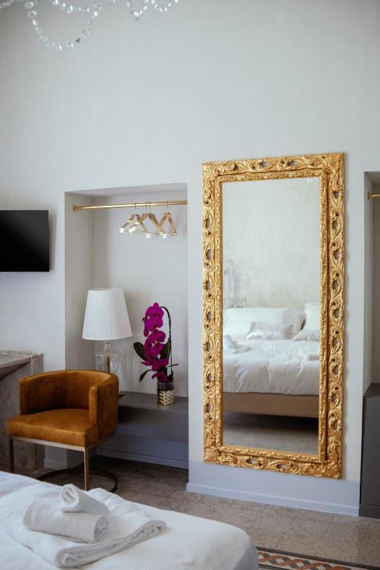 Palazzo dei Grifoni - Luxury Suites - - image 12