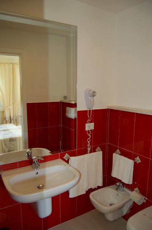 Triple Room image 4
