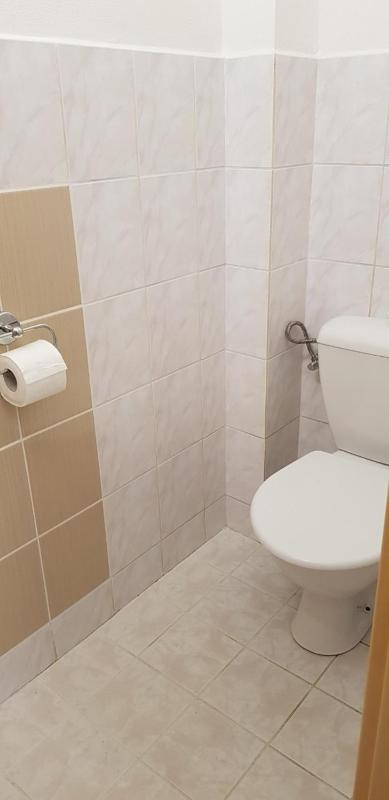 Twin Room with Shower image 3
