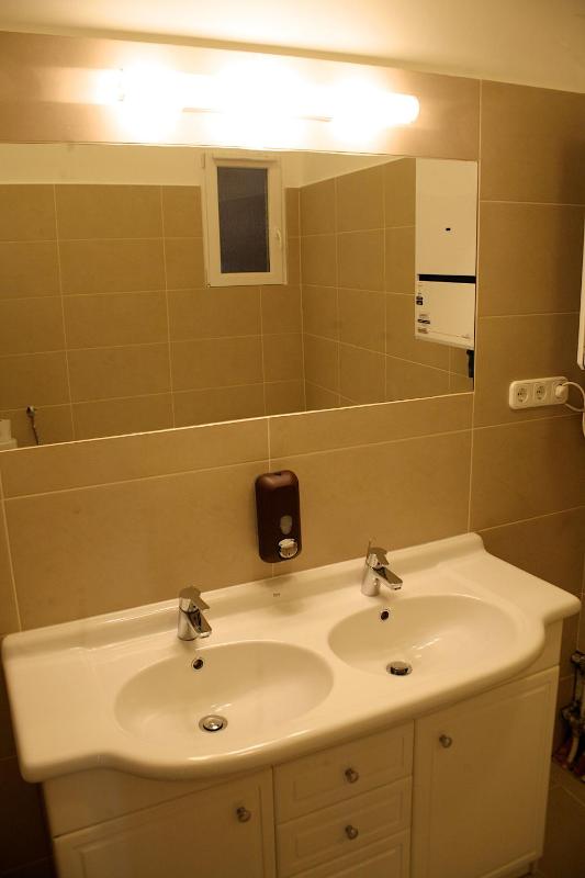 Large Two-Bedroom Apartment image 3