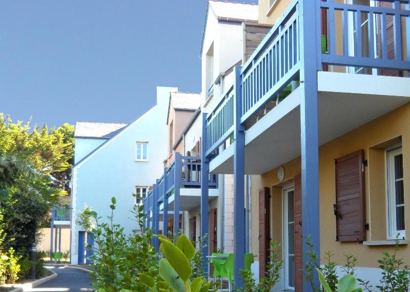 Apartment with Garden View image 1