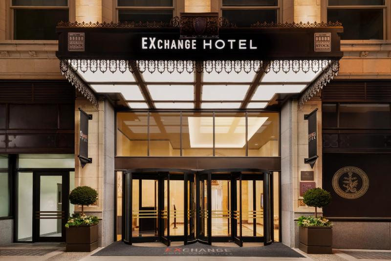 EXchange Hotel Vancouver - image 8
